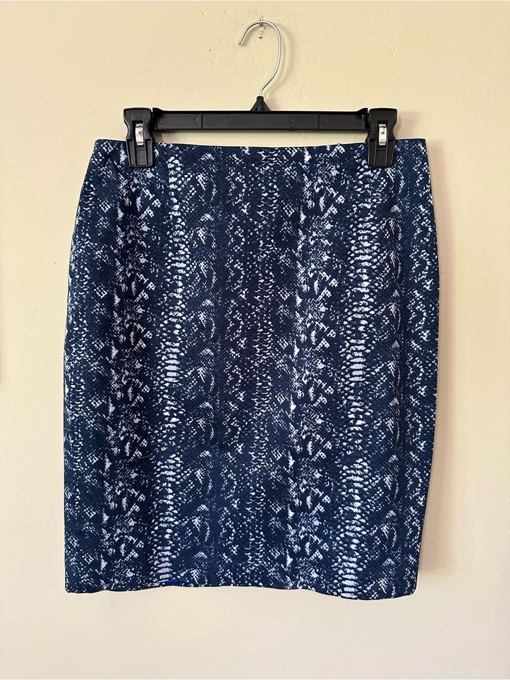 Tahari Snakeskin Pencil Skirt